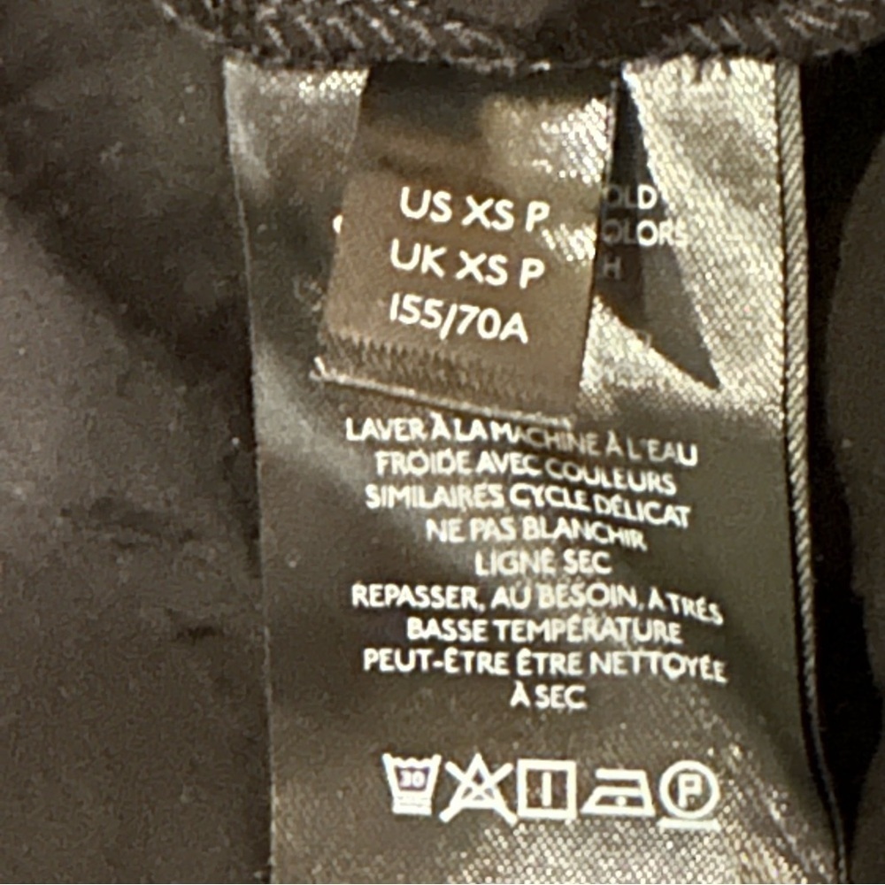 Anthropologie Black Tiered Floral Lined Mini Skirt Women’s Size XSP - Picture 8 of 8